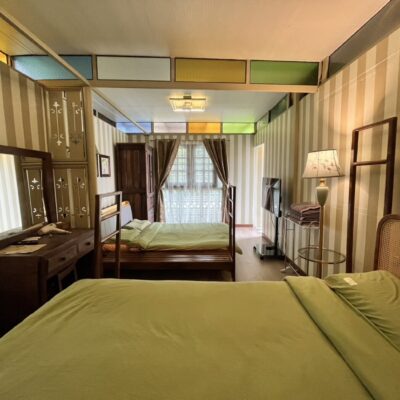 Birds Cottage (R18)